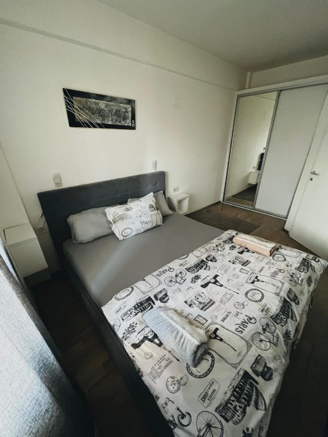 Cozy Apartment In The City Center Skopje Exteriör bild